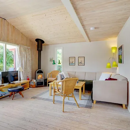 펜션 Mile - 260m From The Sea By Interhome *